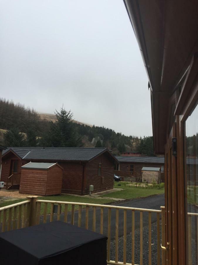 Lewis Lodge Perth Exterior photo